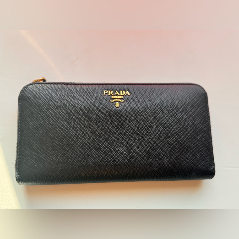 Original Prada Saffiano Leather Zip Wallet Nero Black